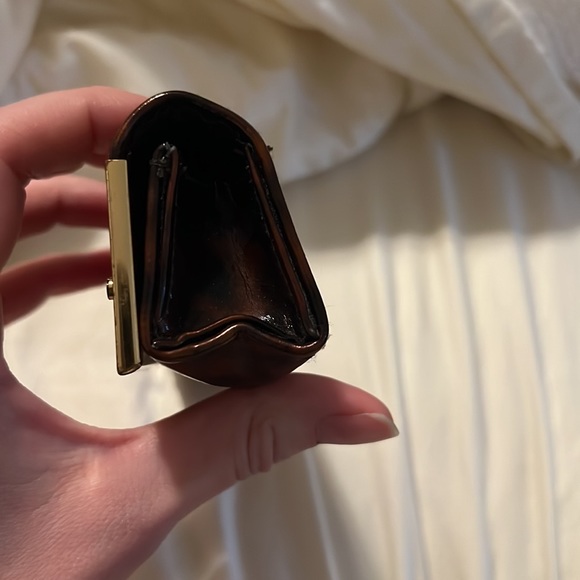 Tory Burch eye glasses case - Picture 3 of 5